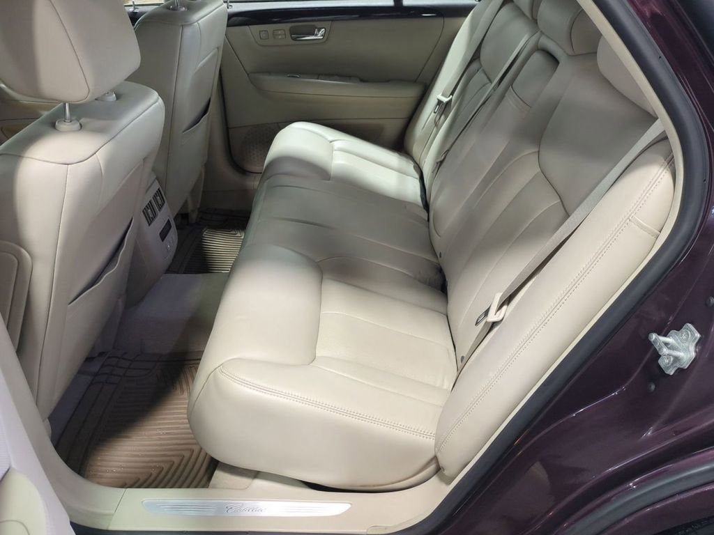 2008 Cadillac DTS w/1SD