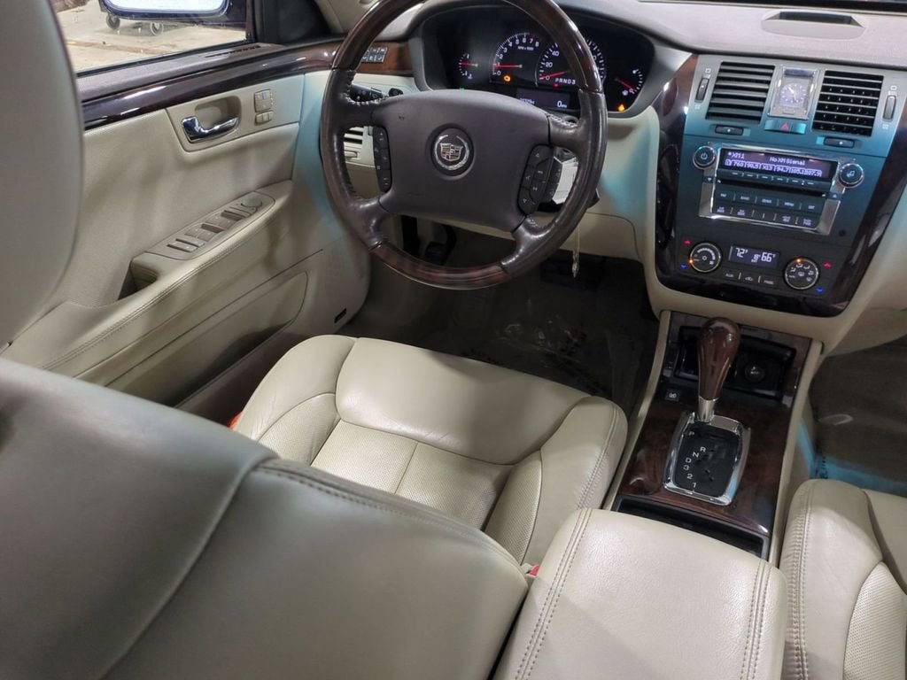 2008 Cadillac DTS w/1SD