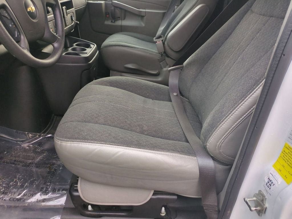 2024 Chevrolet Express Cargo 2500 WT