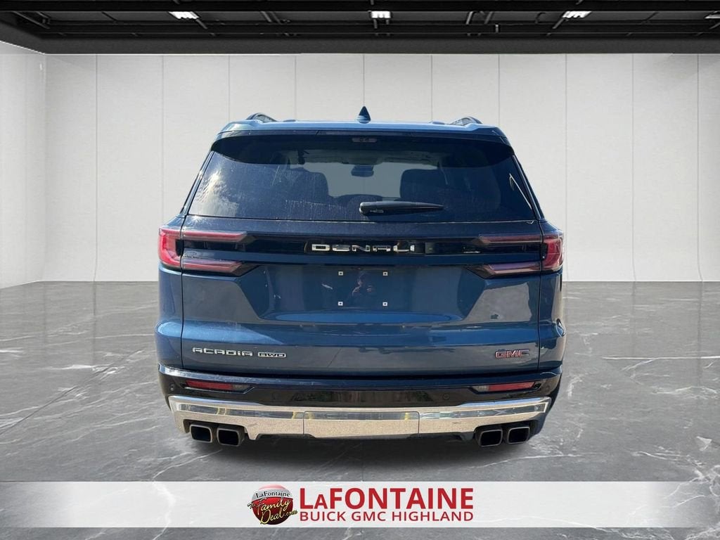 2024 GMC Acadia Denali