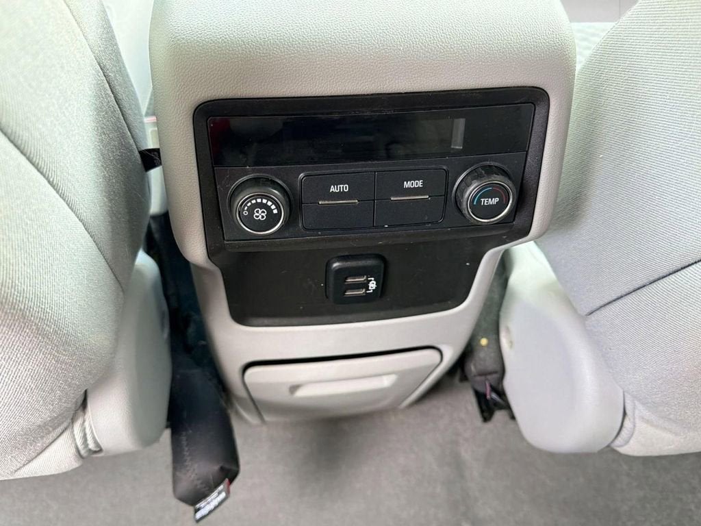2017 GMC Acadia SLE