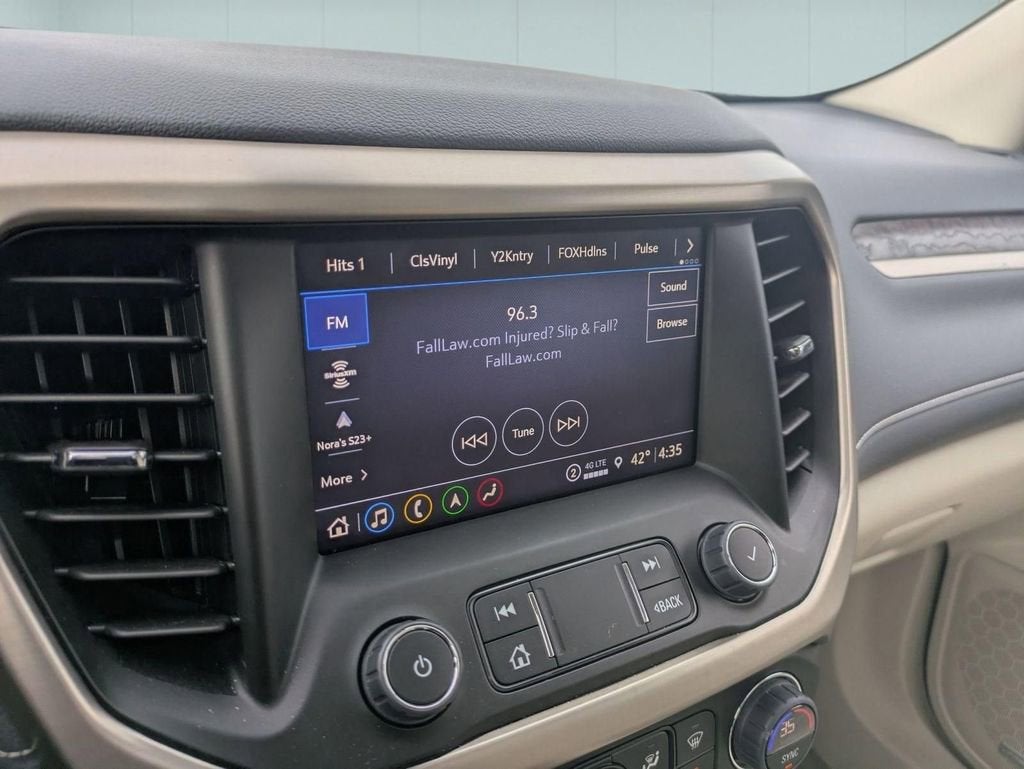 2023 GMC Acadia Denali