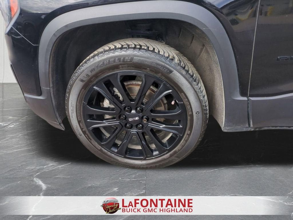 2022 GMC Acadia SLE