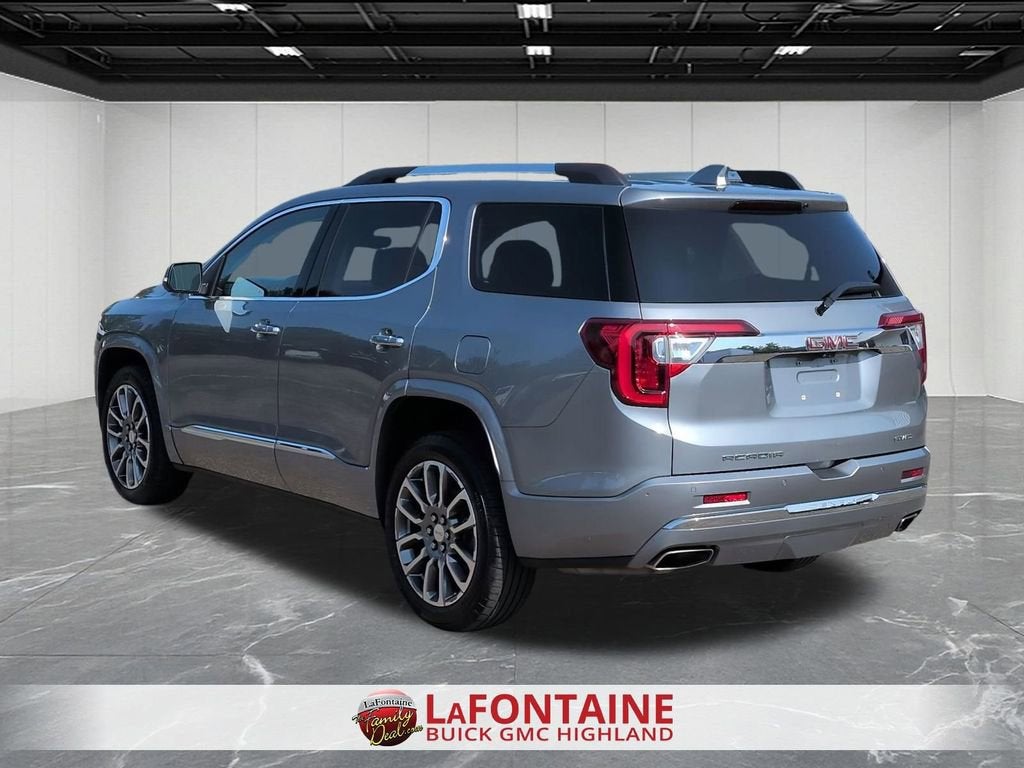 2023 GMC Acadia Denali