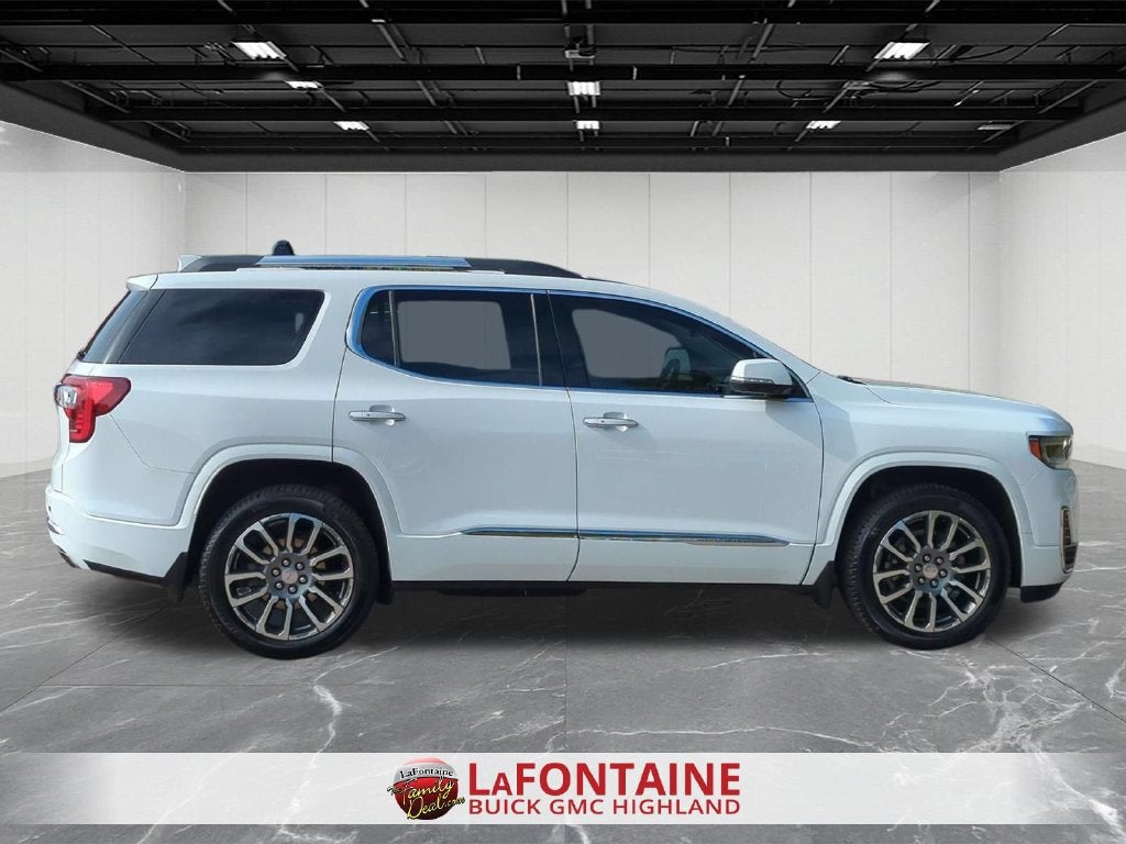 2022 GMC Acadia Denali
