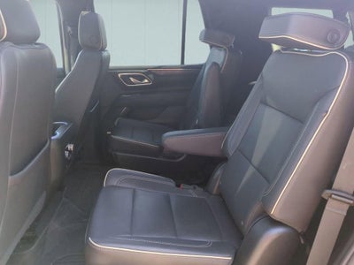 2023 GMC Yukon SLT