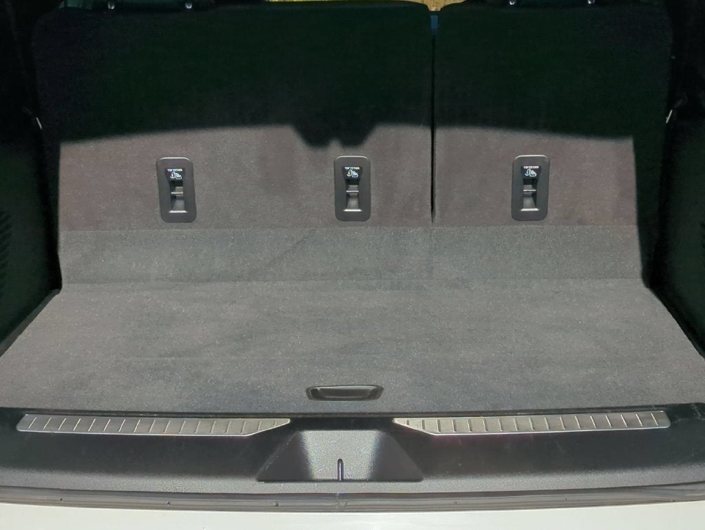 2025 GMC Yukon XL AT4