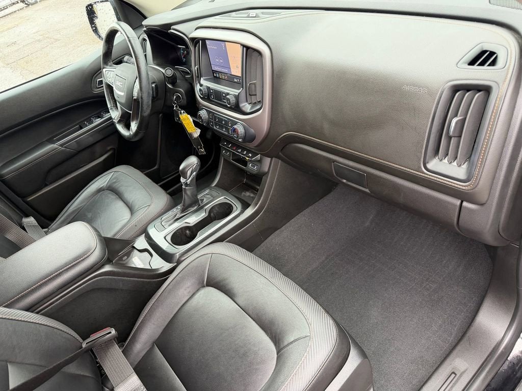 2022 GMC Canyon AT4 - Leather