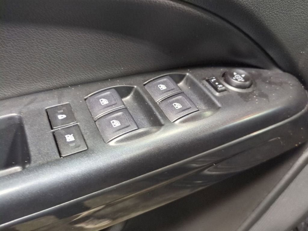 2022 GMC Canyon AT4 - Leather