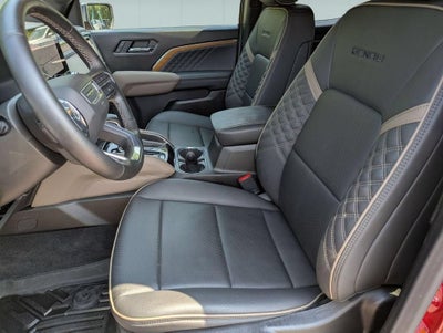 2025 GMC Canyon Denali