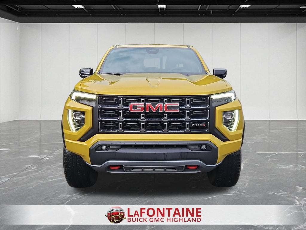 2023 GMC Canyon 4WD AT4