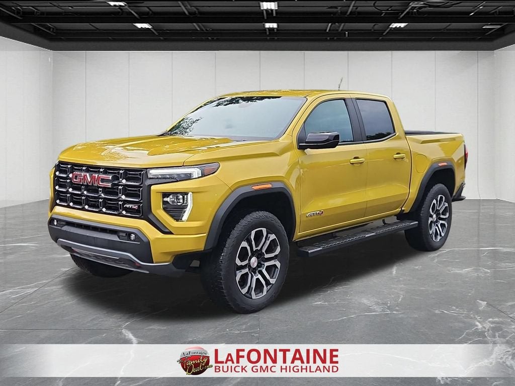 2023 GMC Canyon 4WD AT4