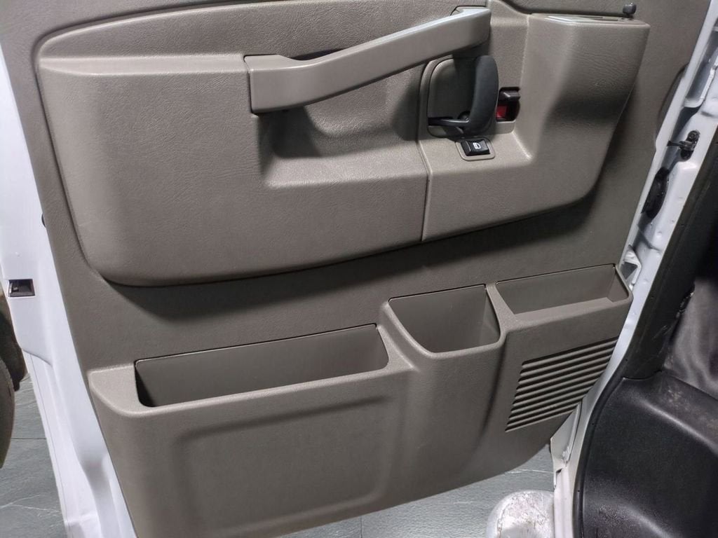 2024 GMC Savana Cargo 2500 Work Van