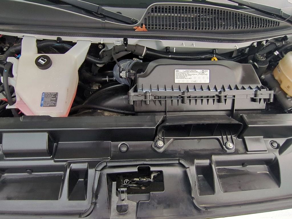 2023 GMC Savana Cargo 2500 Work Van