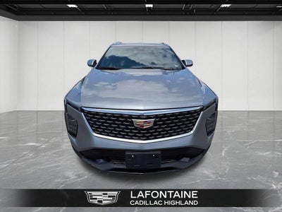 2025 Cadillac XT4 Premium Luxury