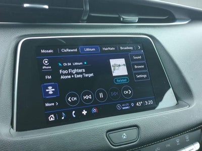 2023 Cadillac XT4 Premium Luxury