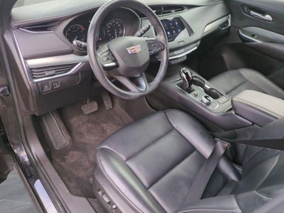 2023 Cadillac XT4 Premium Luxury