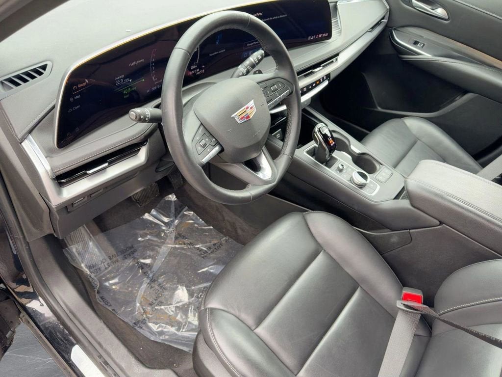 2025 Cadillac XT4 Premium Luxury