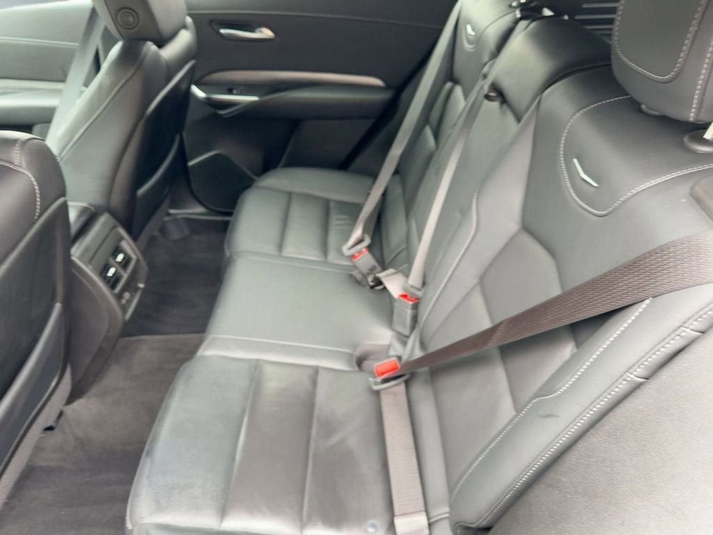 2025 Cadillac XT4 Premium Luxury