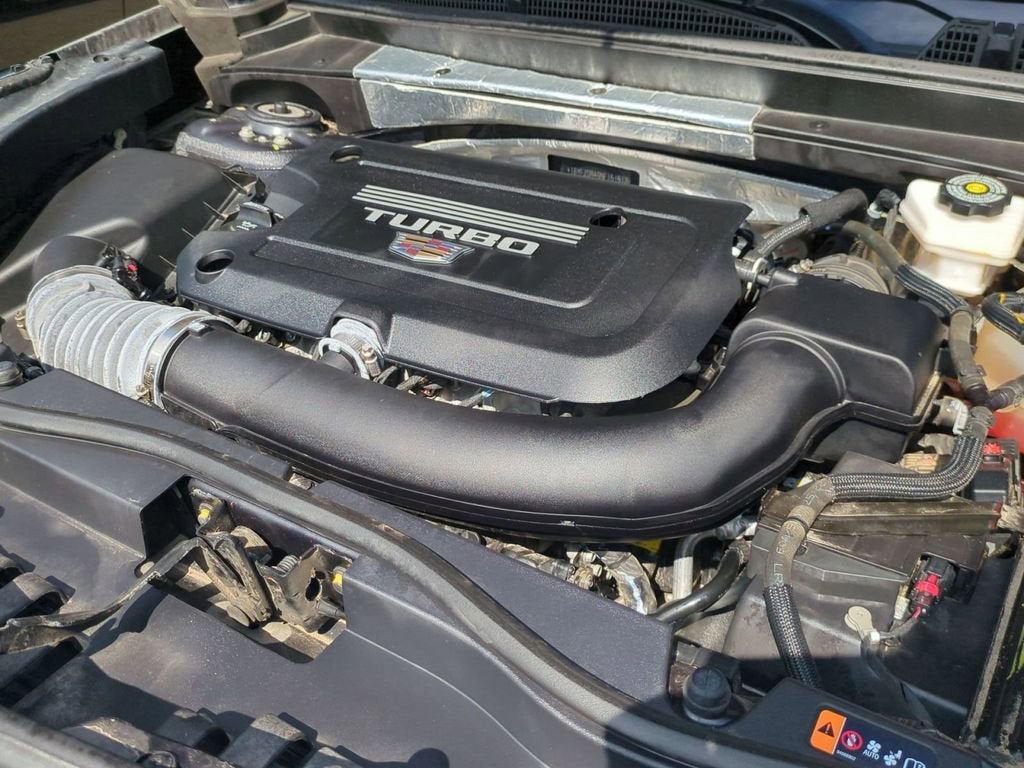 2022 Cadillac XT4 Premium Luxury