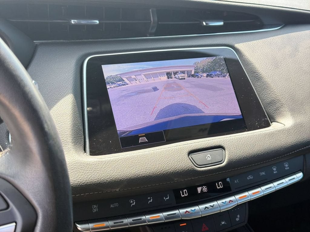 2023 Cadillac XT4 AWD Premium Luxury