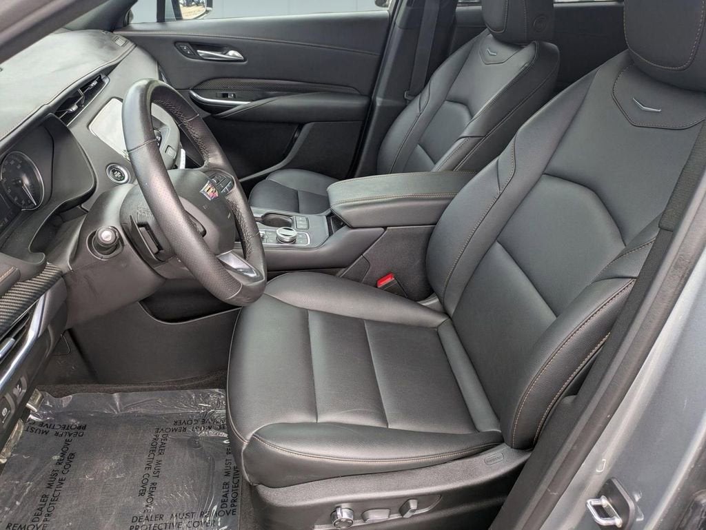 2023 Cadillac XT4 Sport