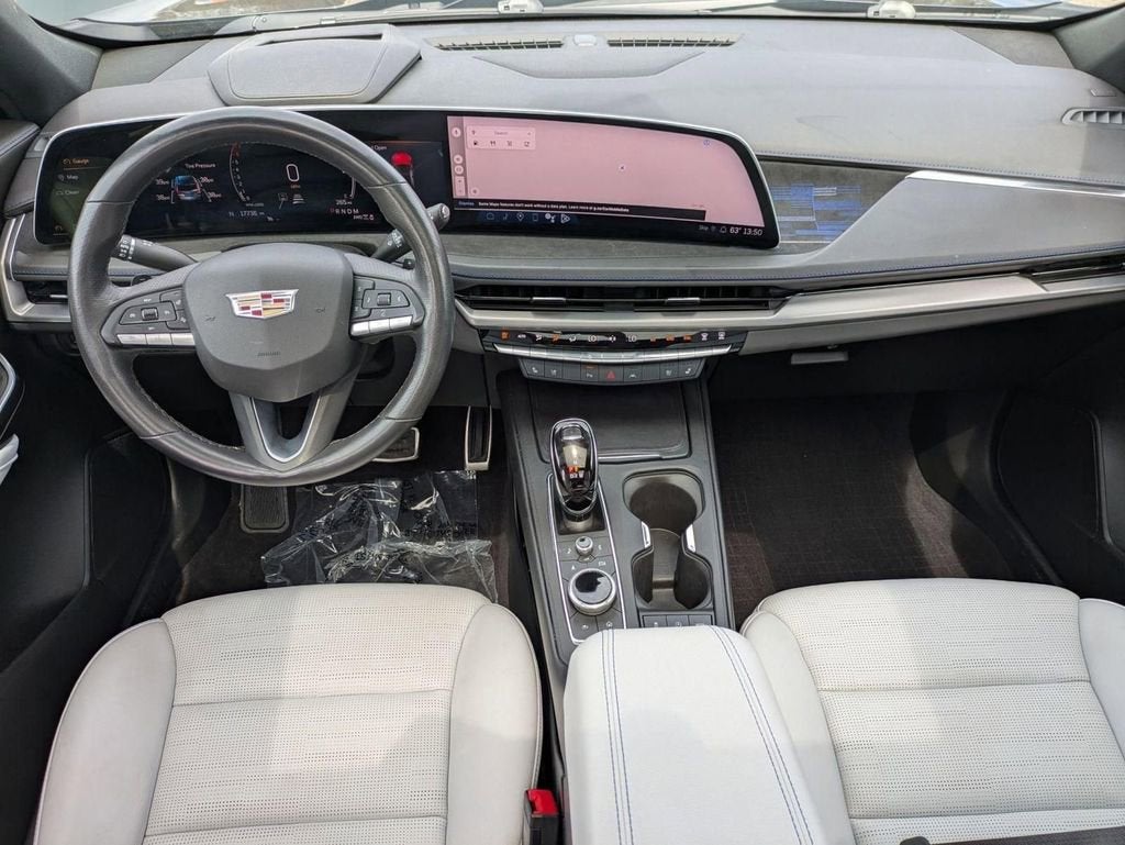 2024 Cadillac XT4 Sport