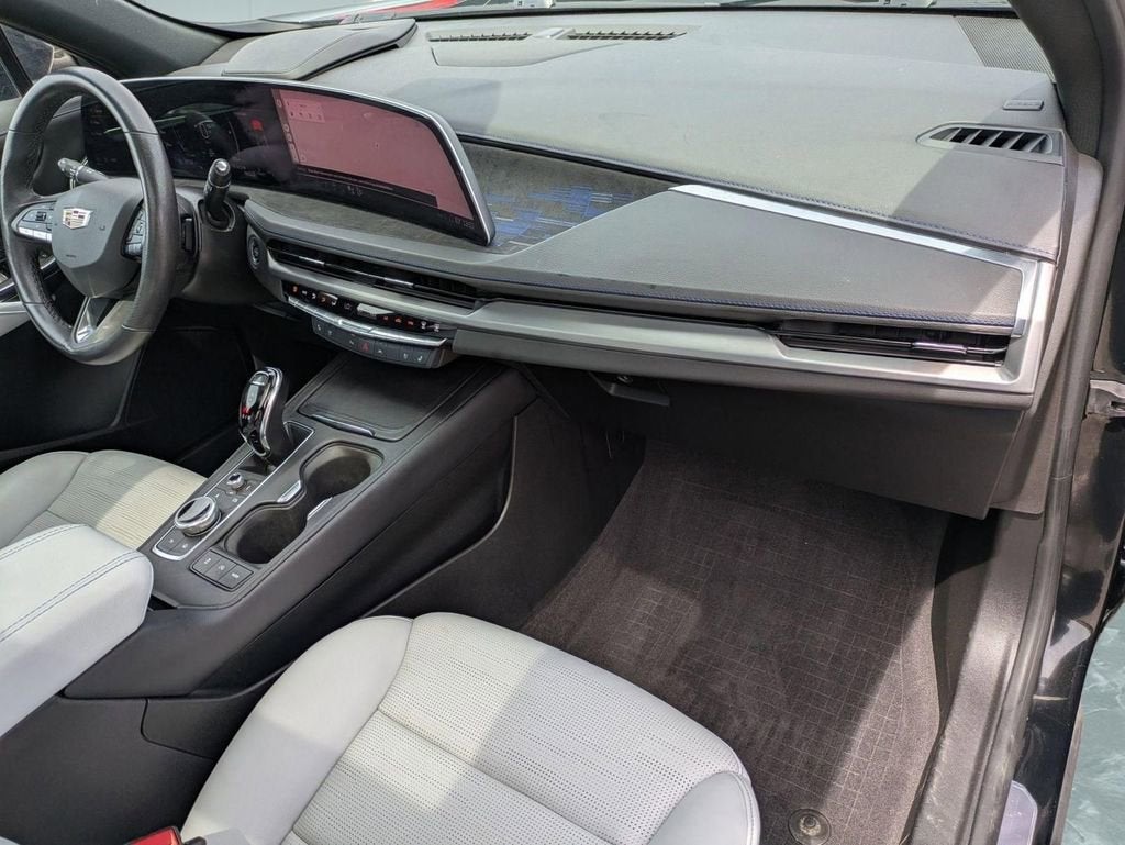 2024 Cadillac XT4 Sport