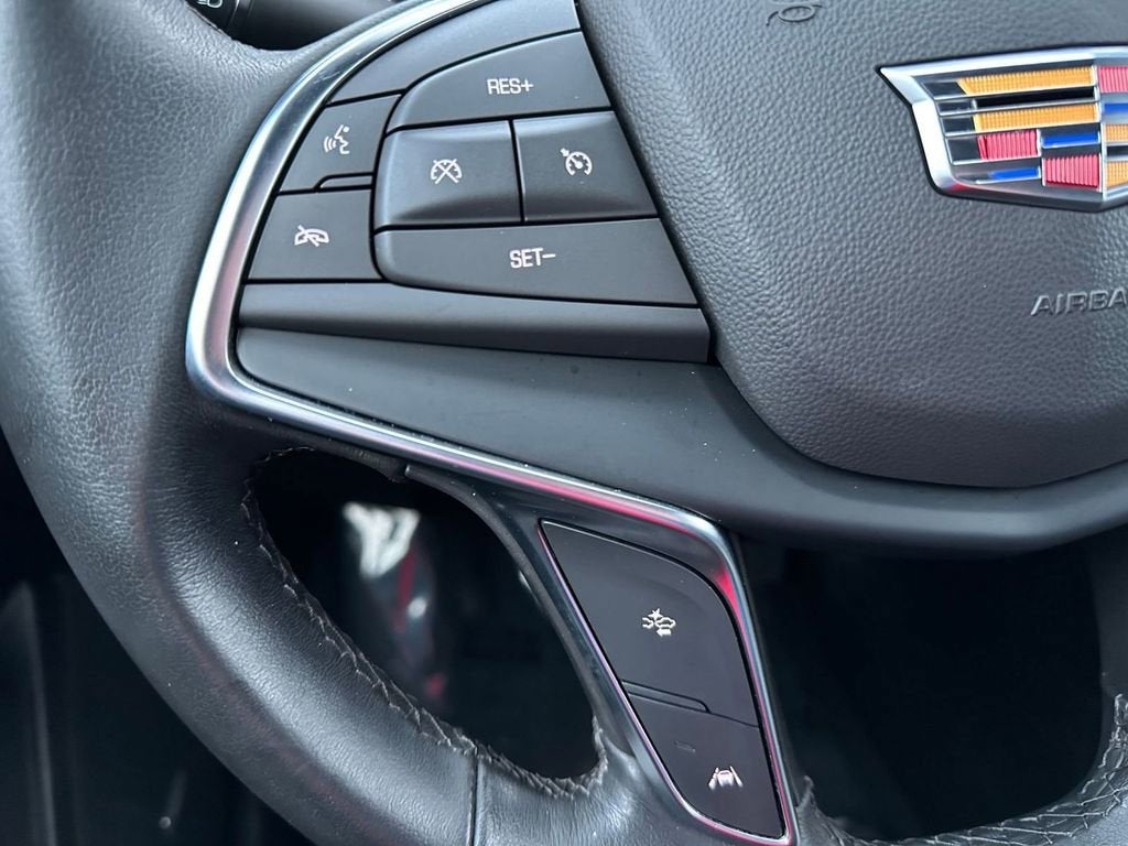 2023 Cadillac XT5 Luxury