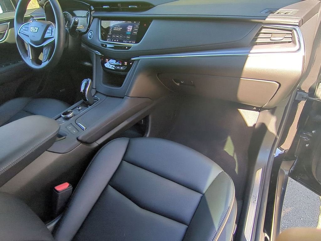 2023 Cadillac XT5 Luxury