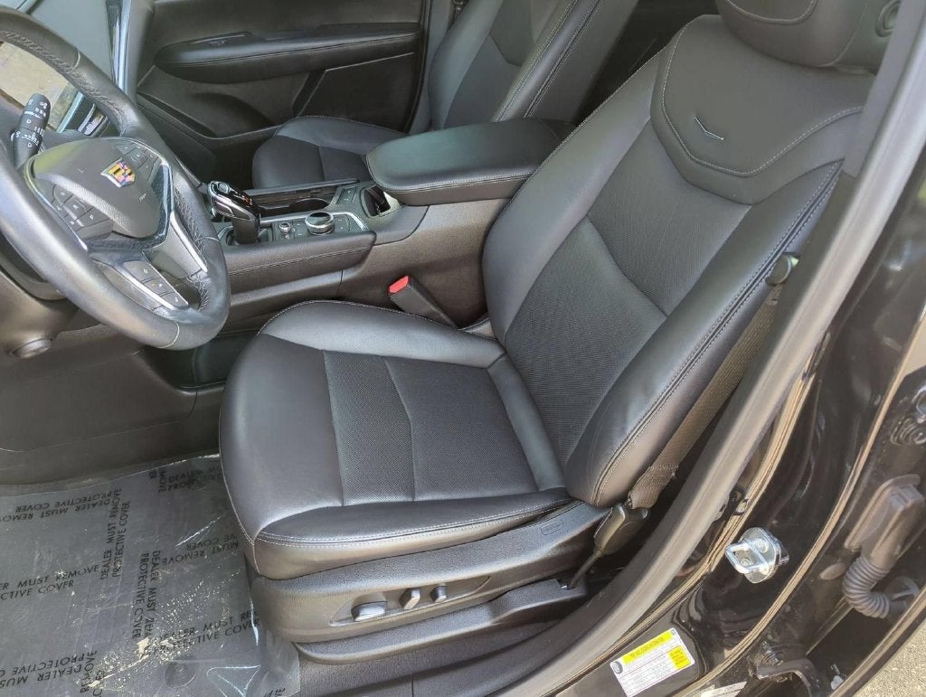 2023 Cadillac XT5 FWD Premium Luxury