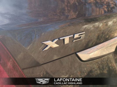 2023 Cadillac XT5 Premium Luxury