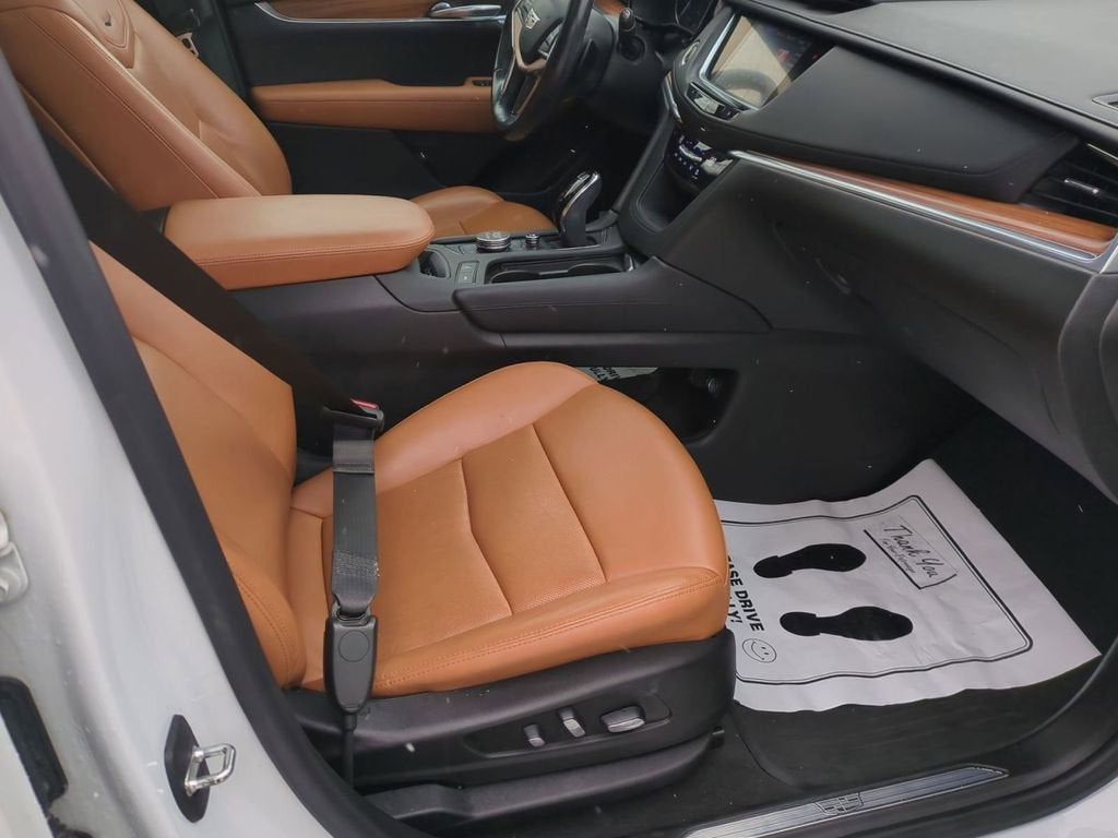 2020 Cadillac XT5 Premium Luxury