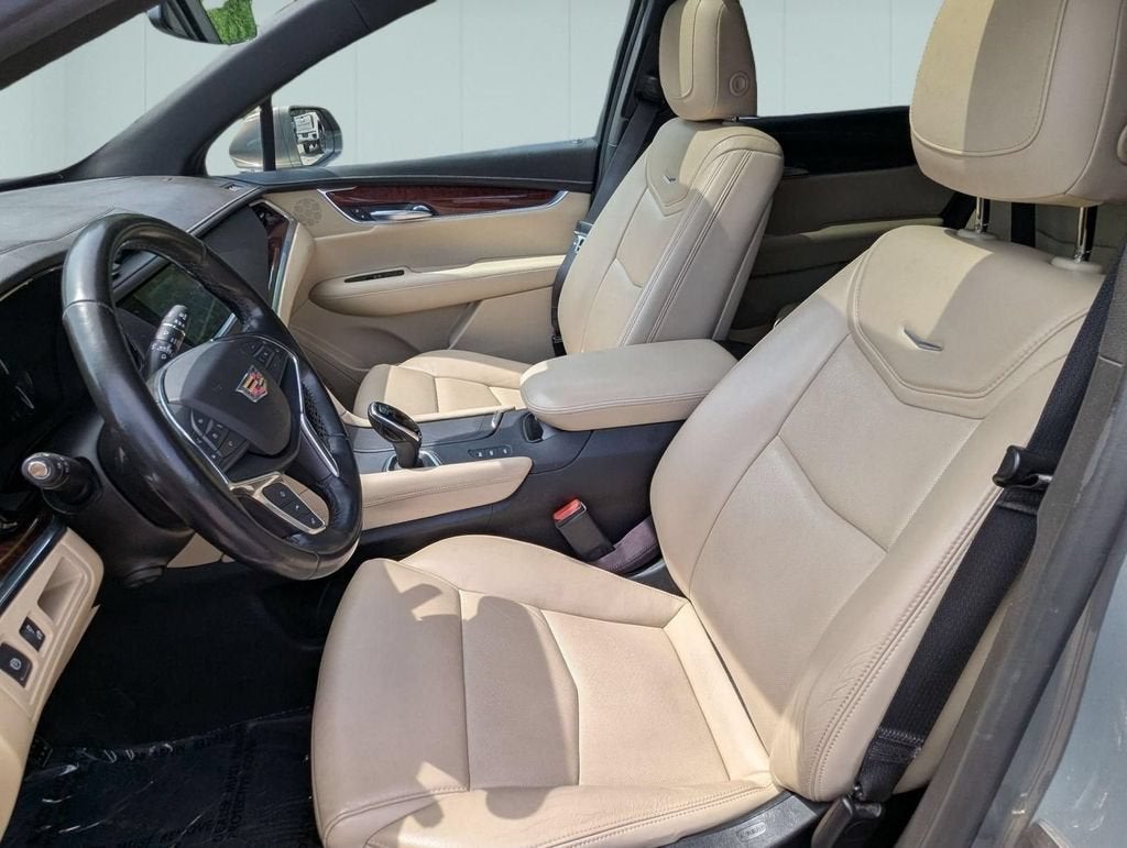 2019 Cadillac XT5 Luxury AWD