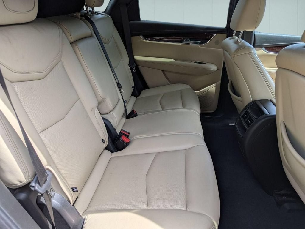 2019 Cadillac XT5 Luxury AWD