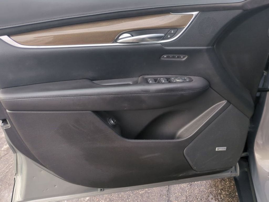 2017 Cadillac XT5 Platinum AWD