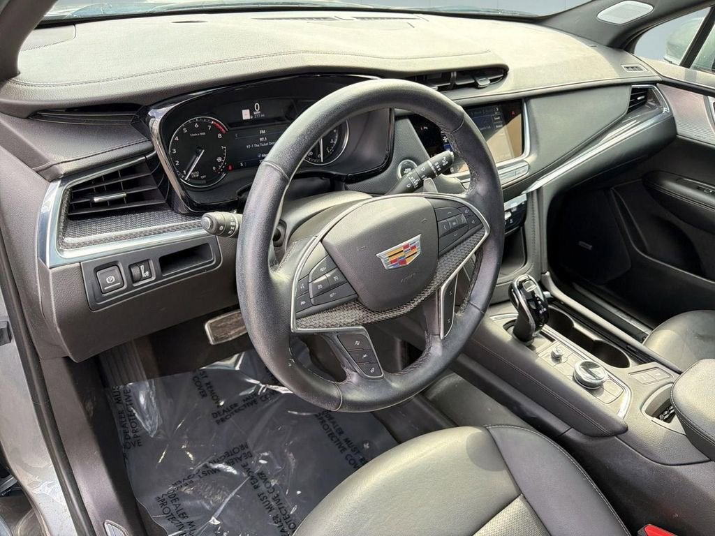 2023 Cadillac XT5 Sport