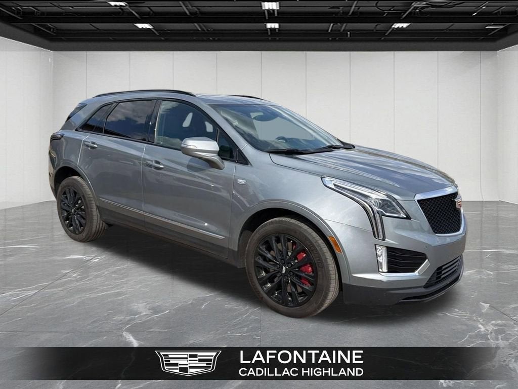 2023 Cadillac XT5 Sport
