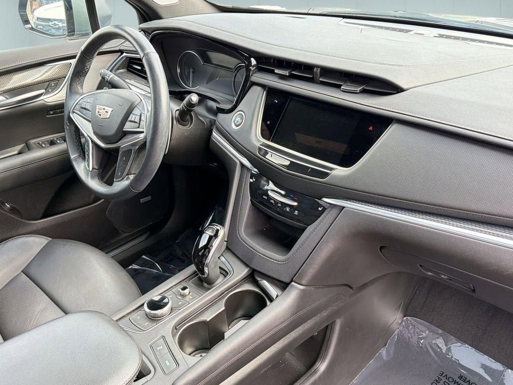 2023 Cadillac XT5 Sport