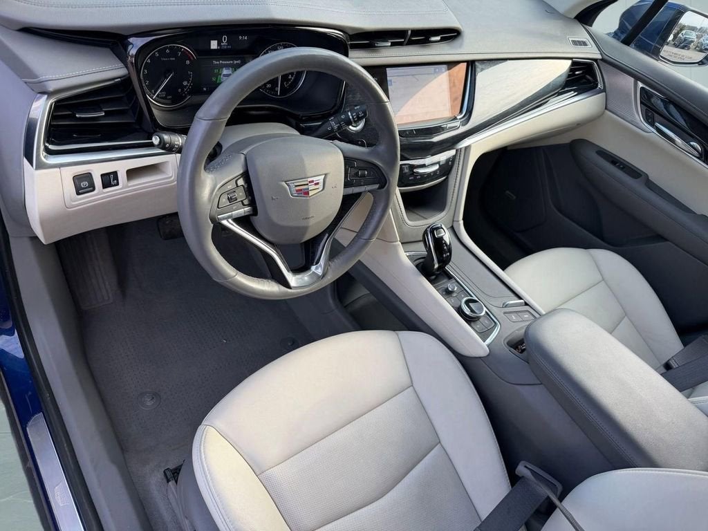 2023 Cadillac XT6 Premium Luxury