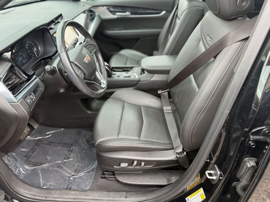 2023 Cadillac XT6 Premium Luxury