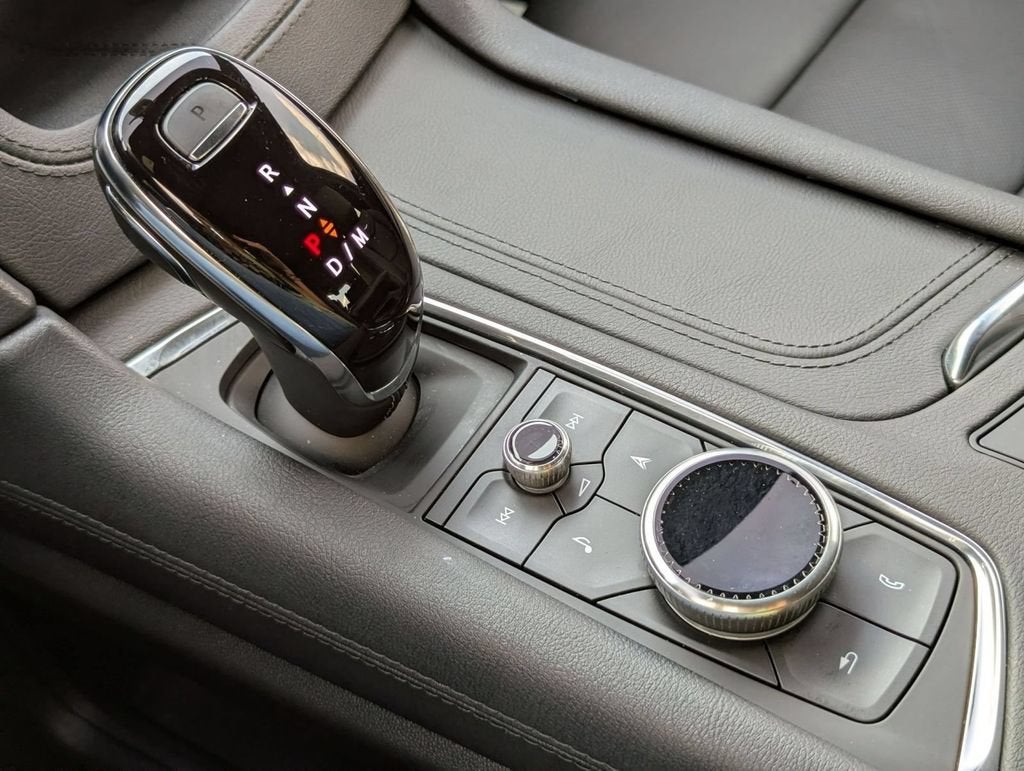 2025 Cadillac XT6 Sport