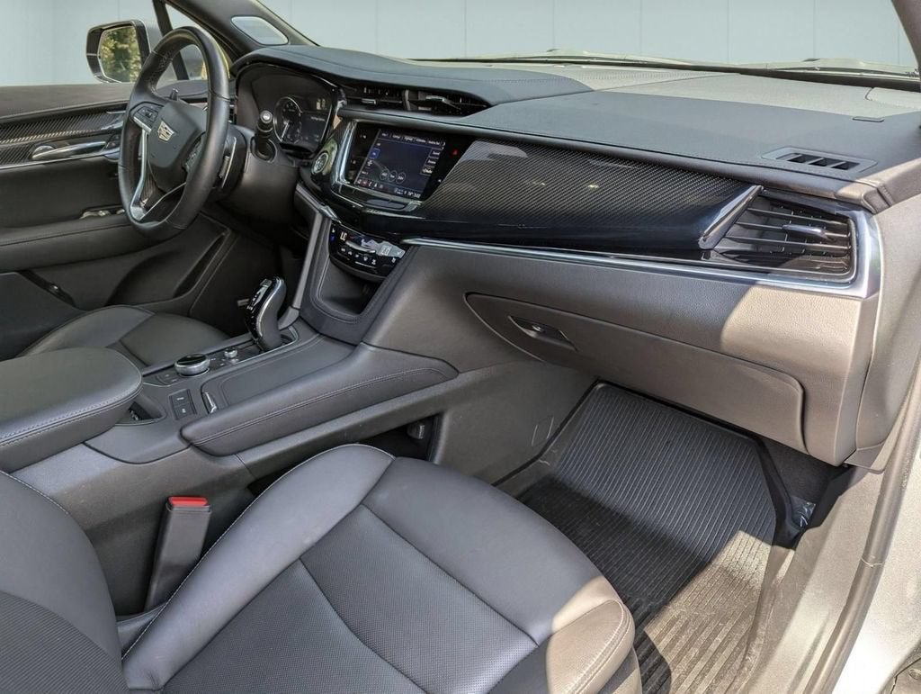 2025 Cadillac XT6 Sport