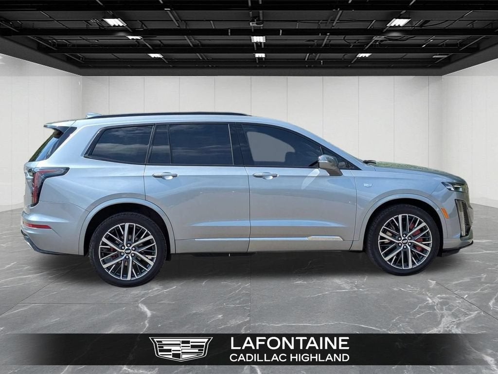 2025 Cadillac XT6 Sport