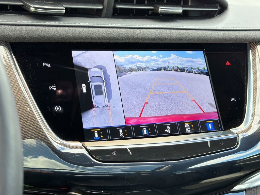 2023 Cadillac XT6 Sport