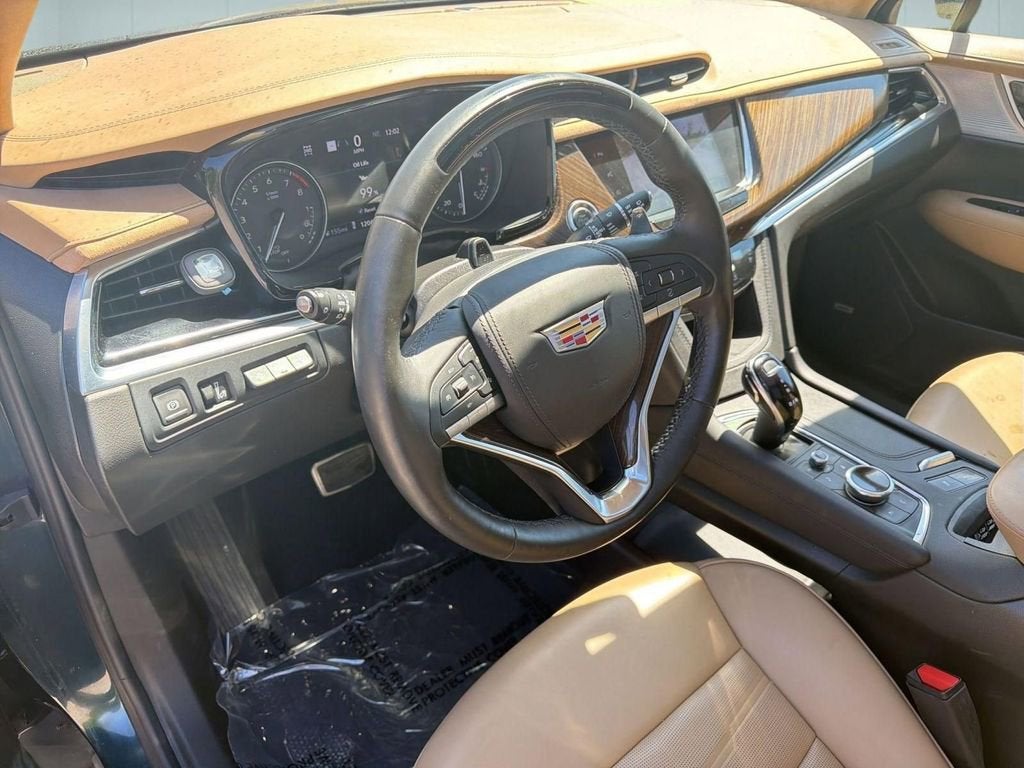 2025 Cadillac XT6 Sport