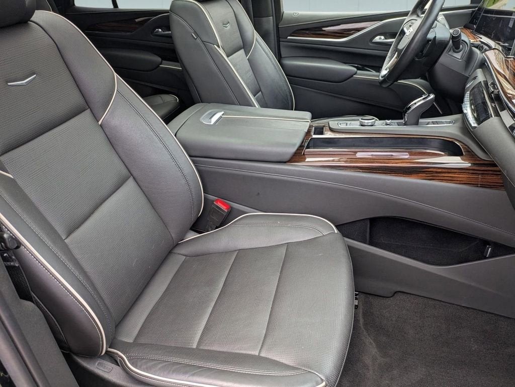 2022 Cadillac Escalade Premium Luxury