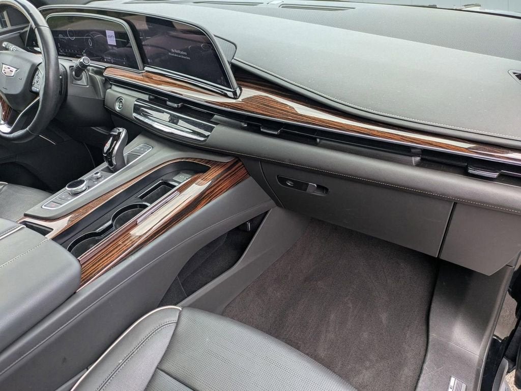 2022 Cadillac Escalade Premium Luxury