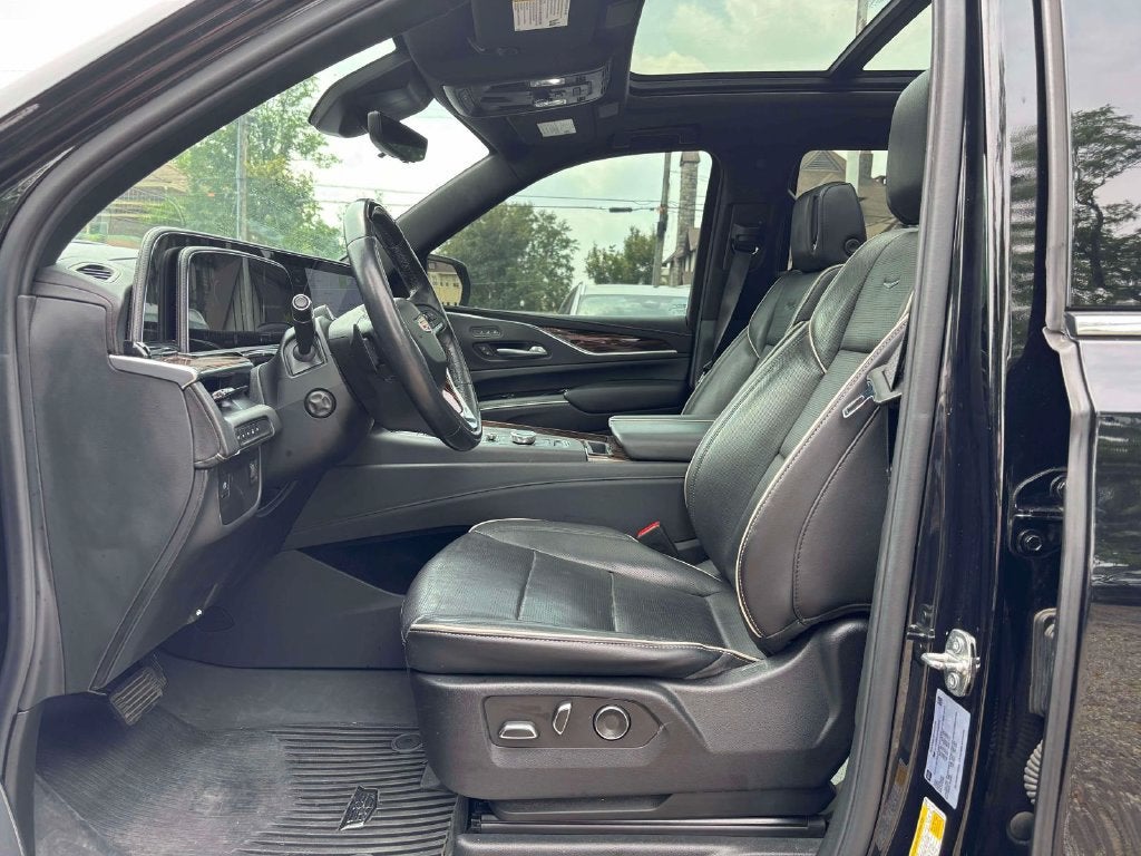 2023 Cadillac Escalade 4WD Premium Luxury