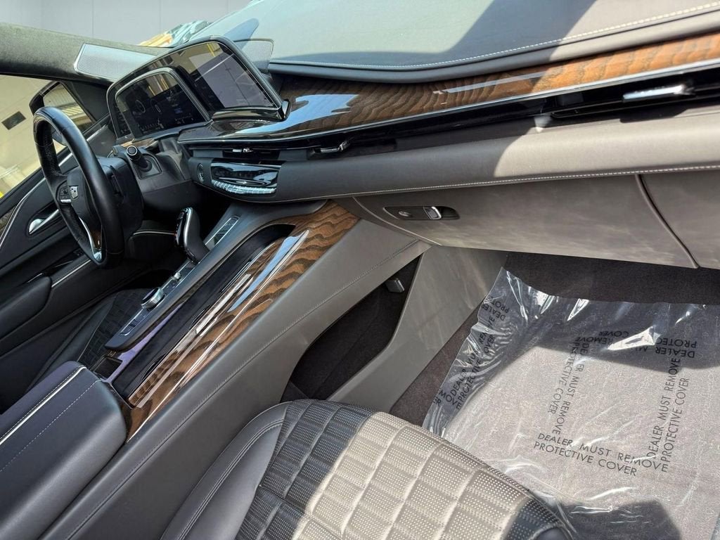 2023 Cadillac Escalade Sport Platinum